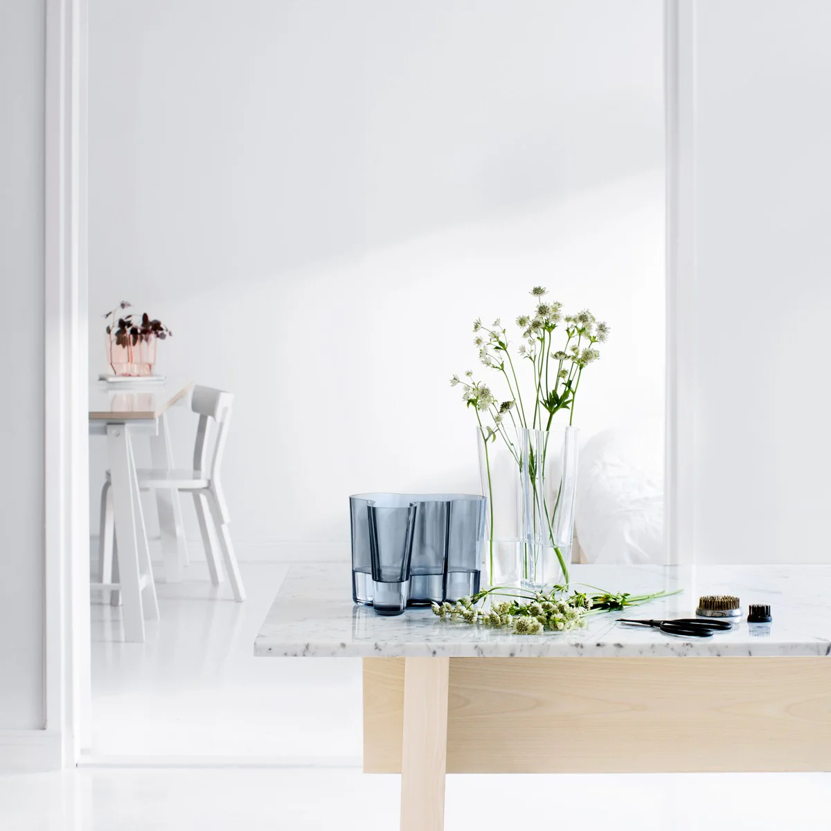 iittala Aalto Finlandia Clear Vase - 10" - Image 3