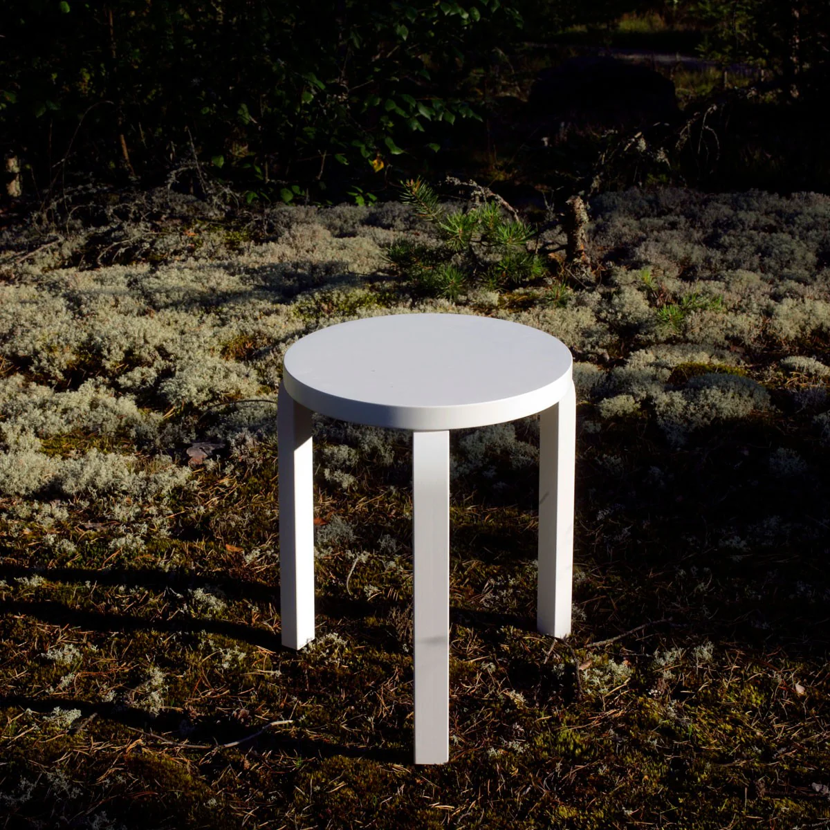 Artek Alvar Aalto Stool 60 - Three Legged - White Lacquered - Image 2
