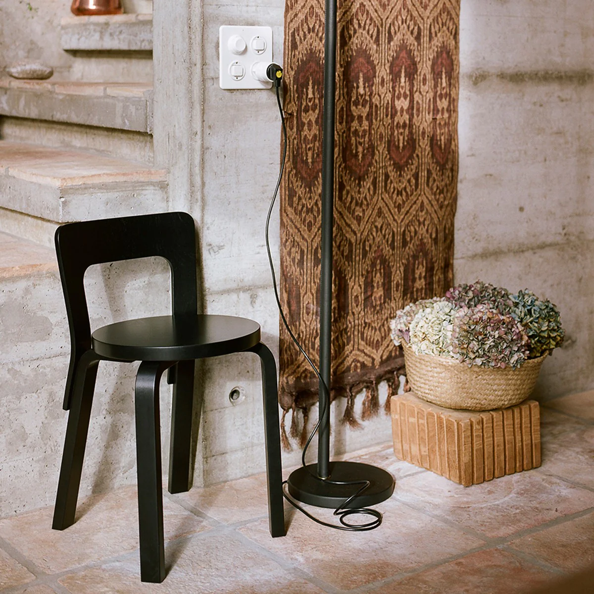 Artek Alvar Aalto 65 Chair - Lacquered - Image 6