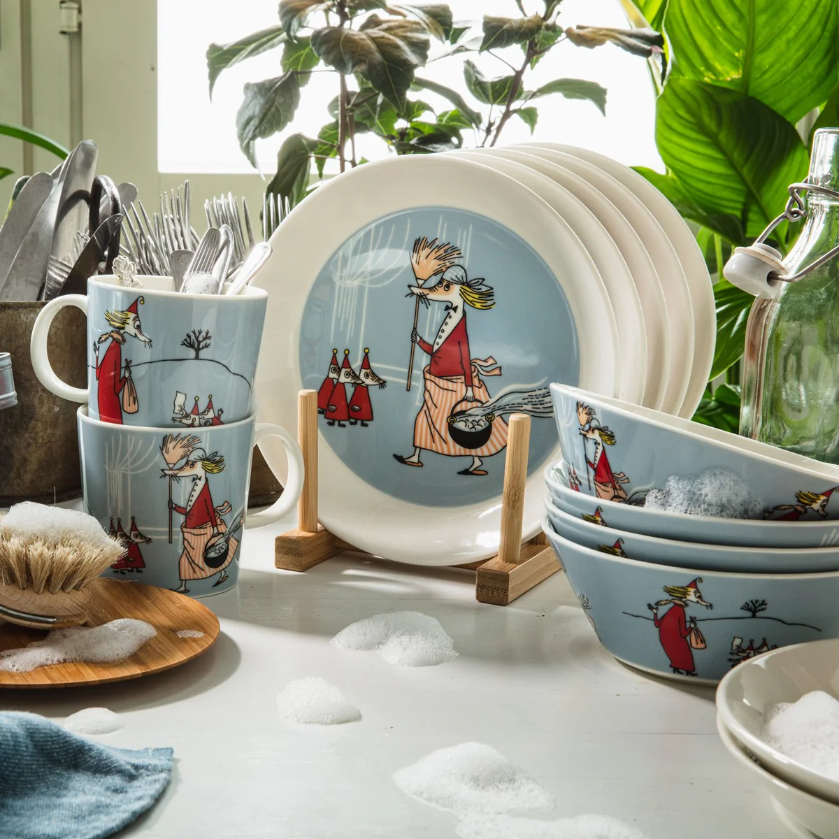 Arabia Moomin Fillyjonk Bowl - Image 5
