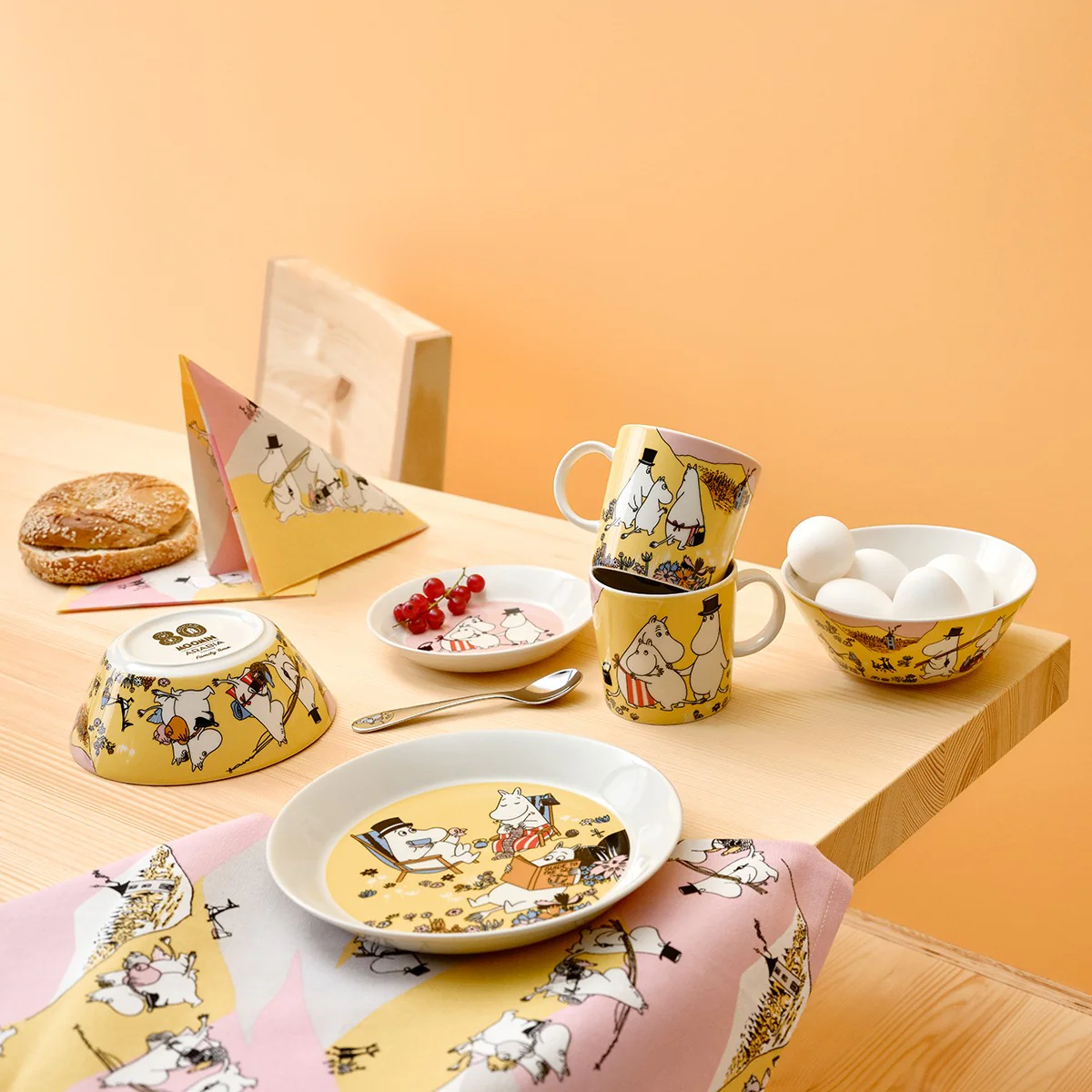 Arabia Moomin Family Time Bowl - Image 2