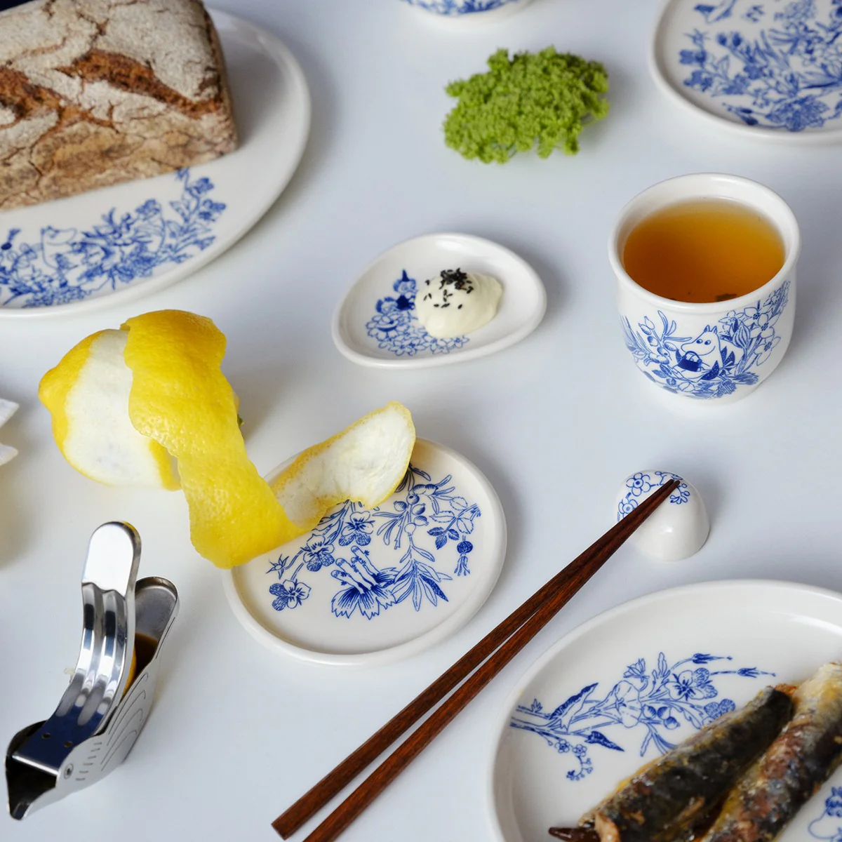 Arabia Moomin Haru White / Blue Mini Dipping Plate - Image 3