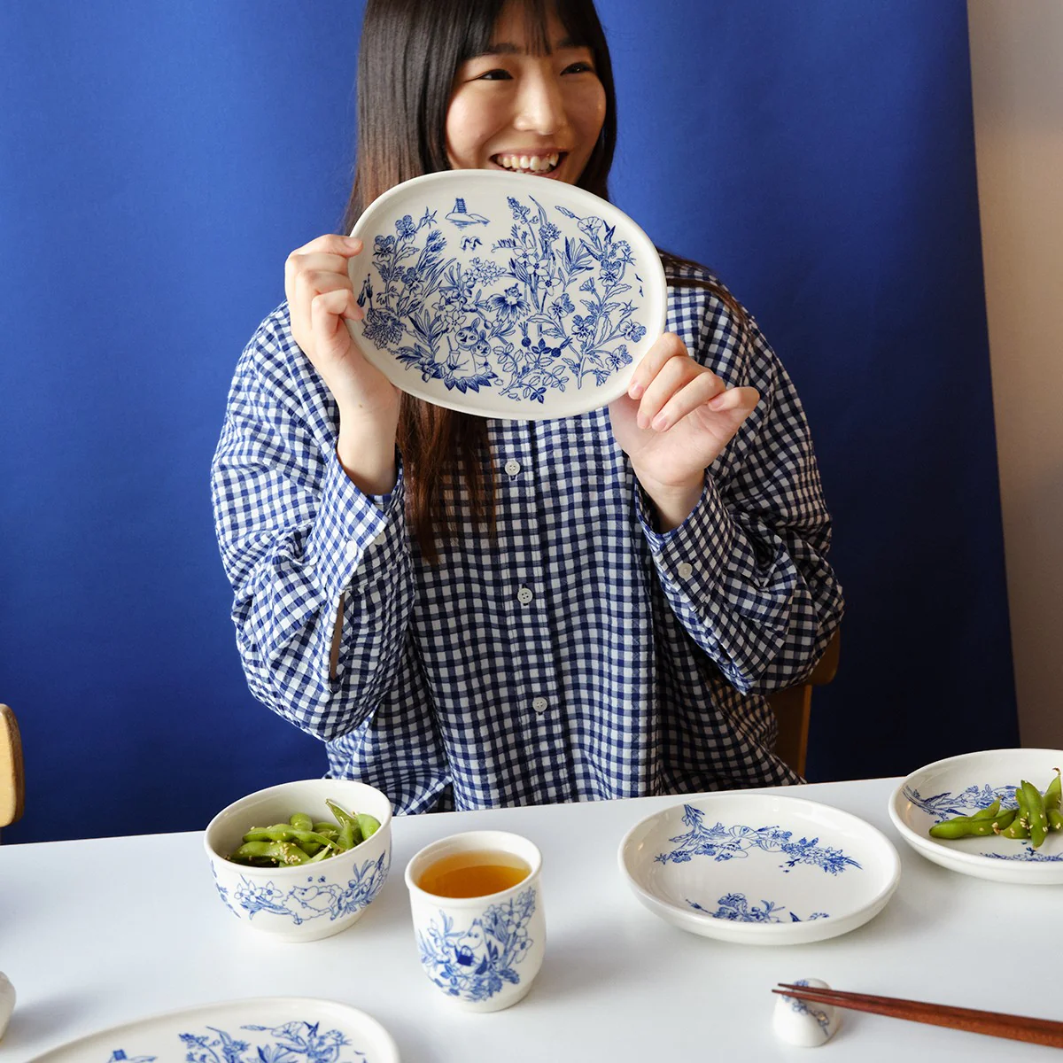Arabia Moomin Haru White / Blue Serving Plate - Image 3