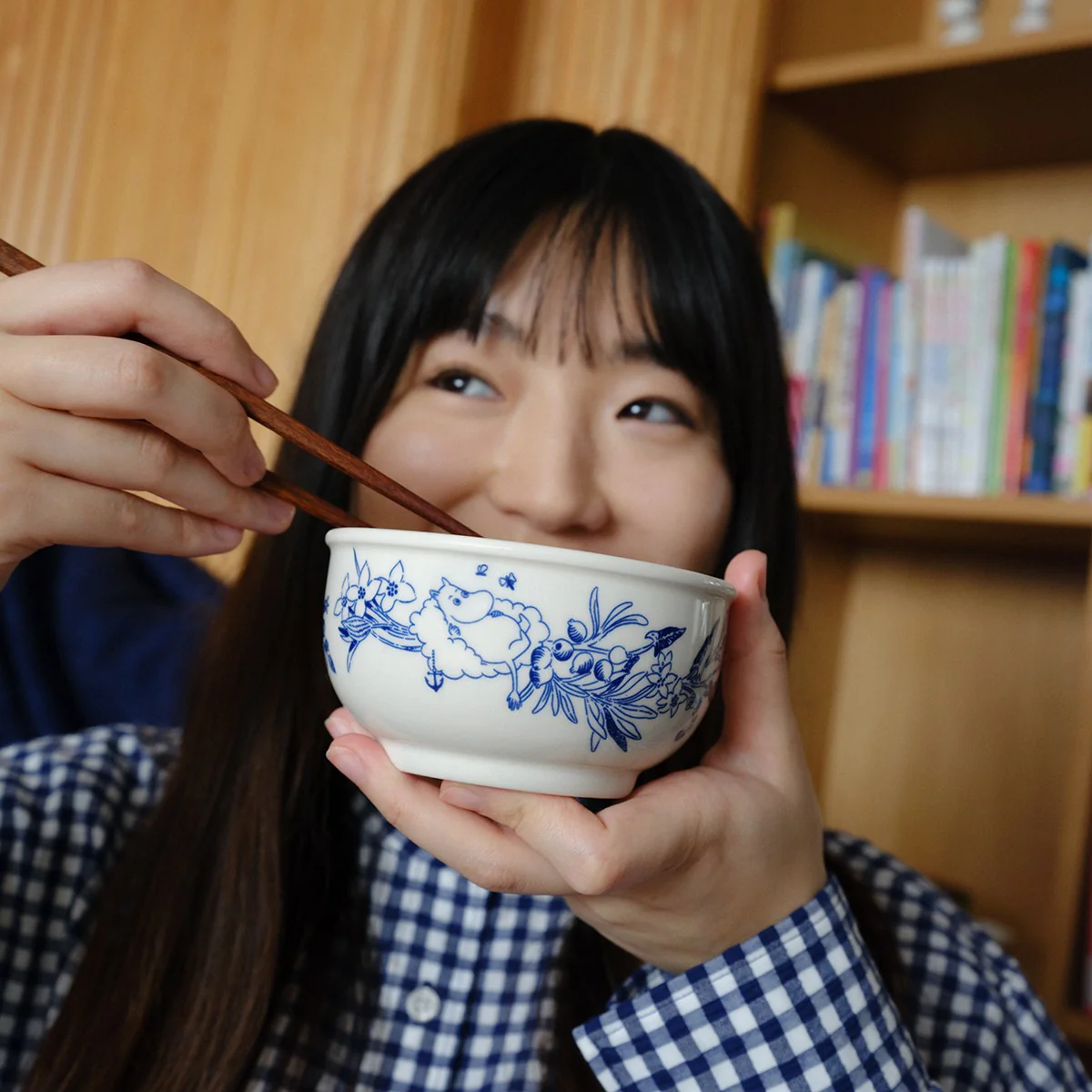 Arabia Moomin Haru White / Blue Small Bowl - Image 5