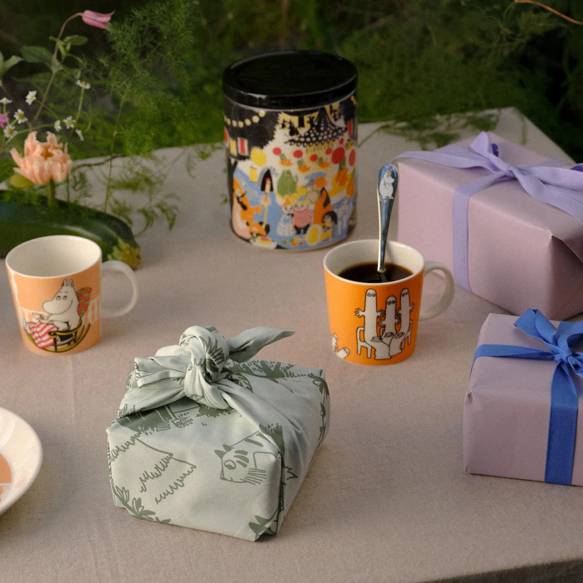 Arabia Moomin The Hattifatteners Mug - Image 2