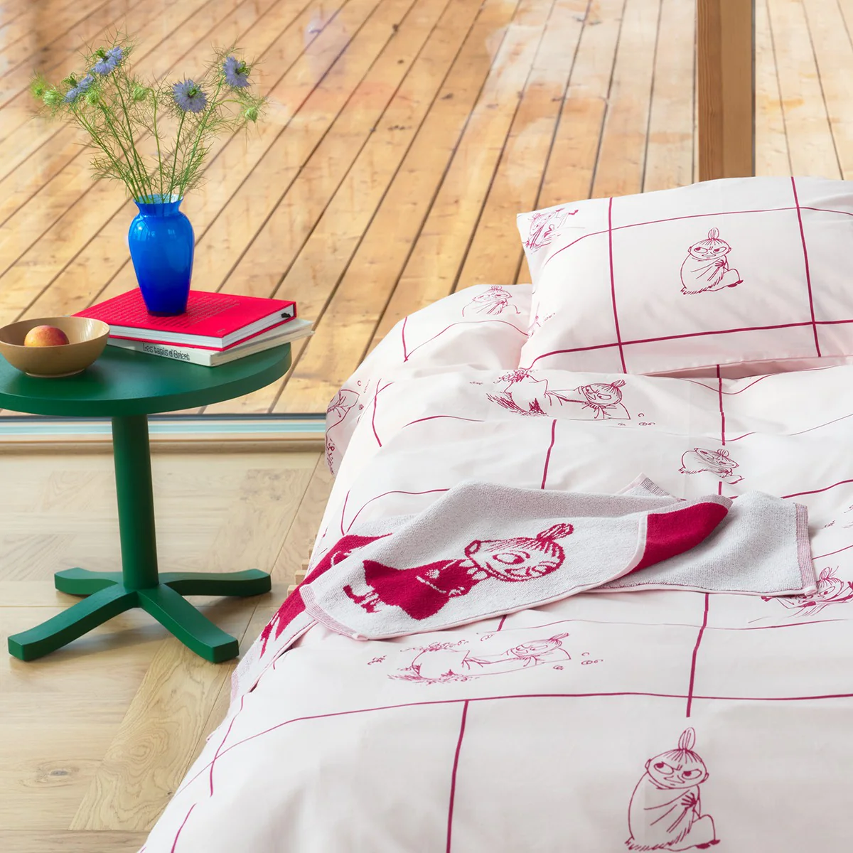 Arabia Moomin Little My Pink / Dark Red Guest Towel - Image 4