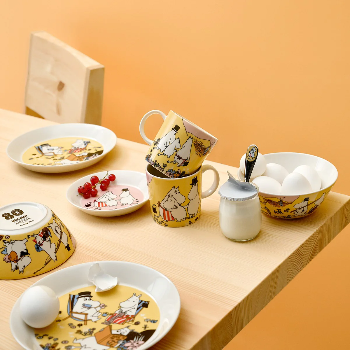 Arabia Moomin Family Time Mug - 80th Anniversary - Image 2