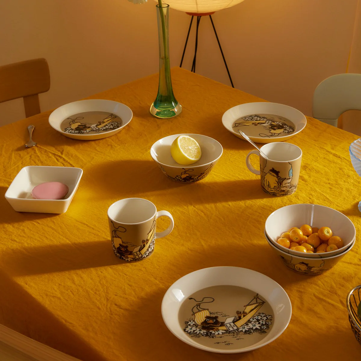 Arabia Moomin Muskrat Beige Plate - Image 3