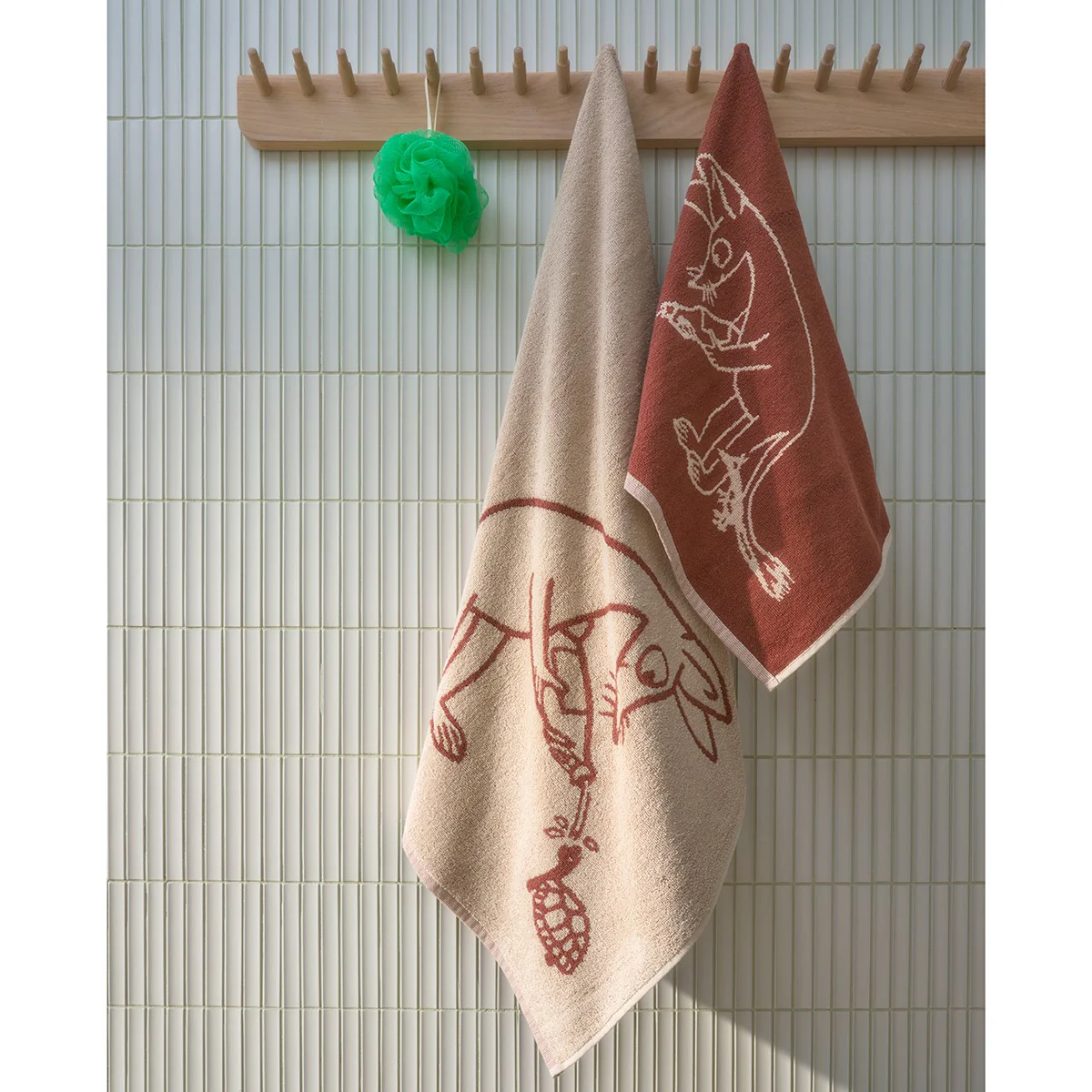 Arabia Moomin Sniff Brown Bath Towel - Image 2