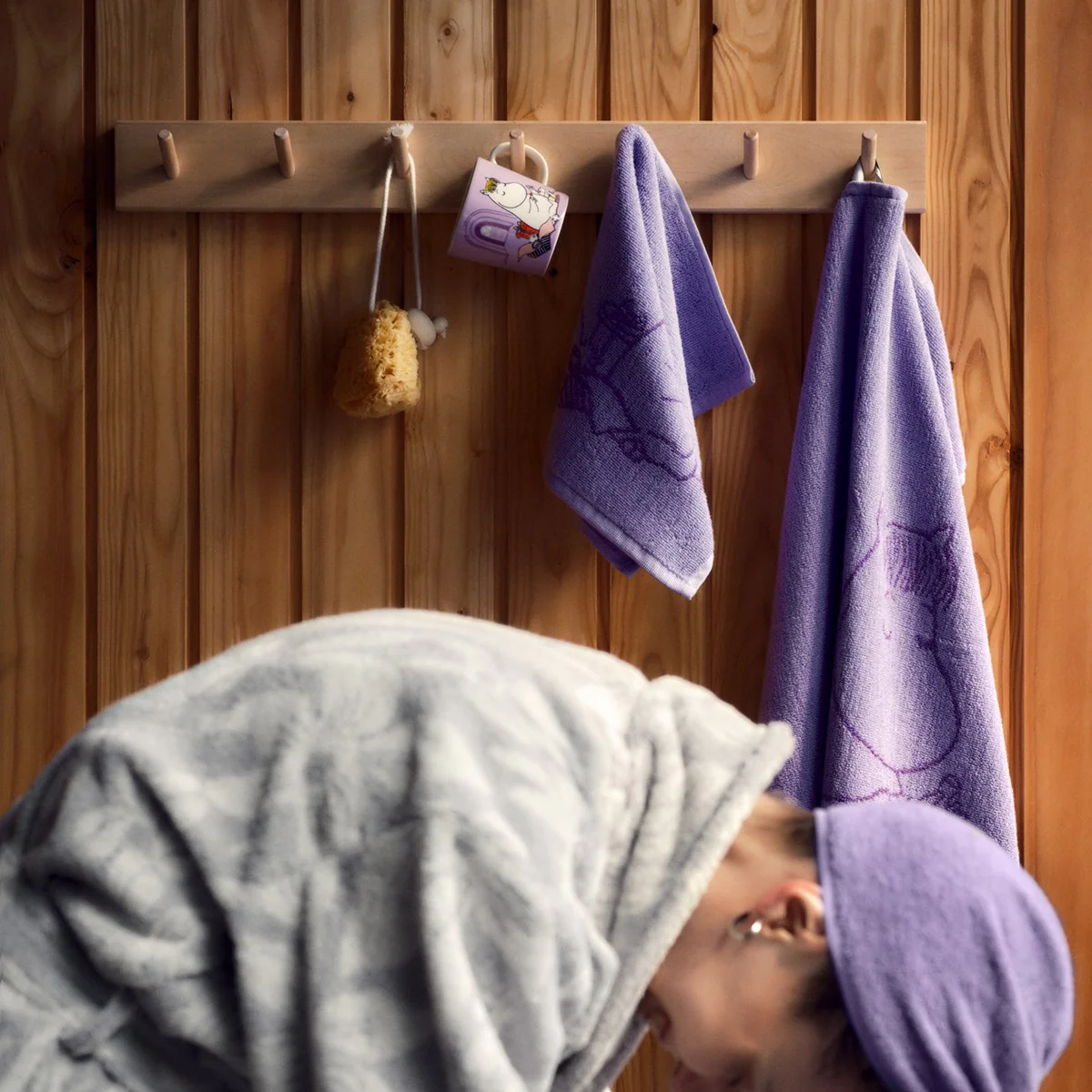 Arabia Moomin Snorkmaiden Purple Bath Towel - Image 2