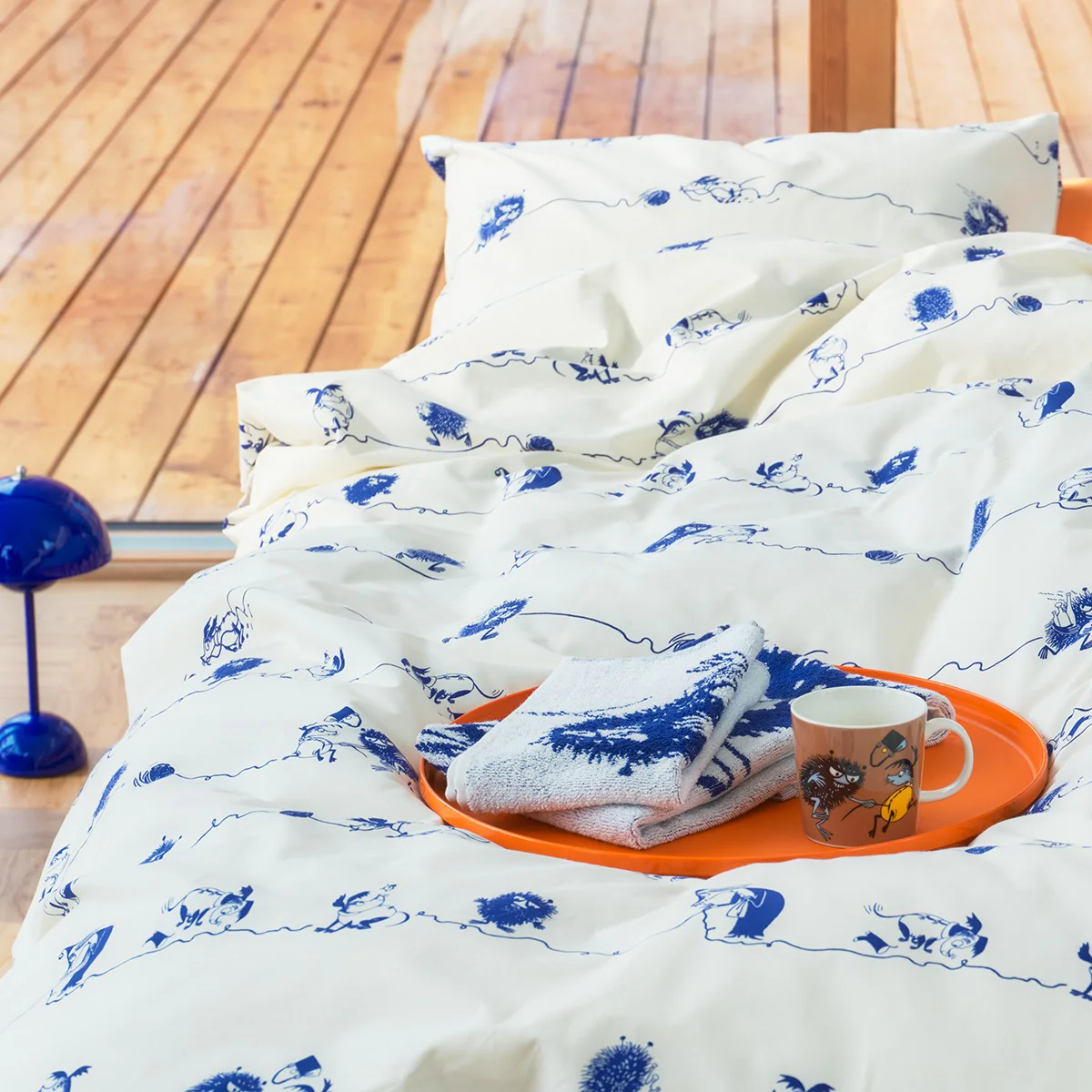 Arabia Moomin Stinky Off White / Blue Guest Towel - Image 3