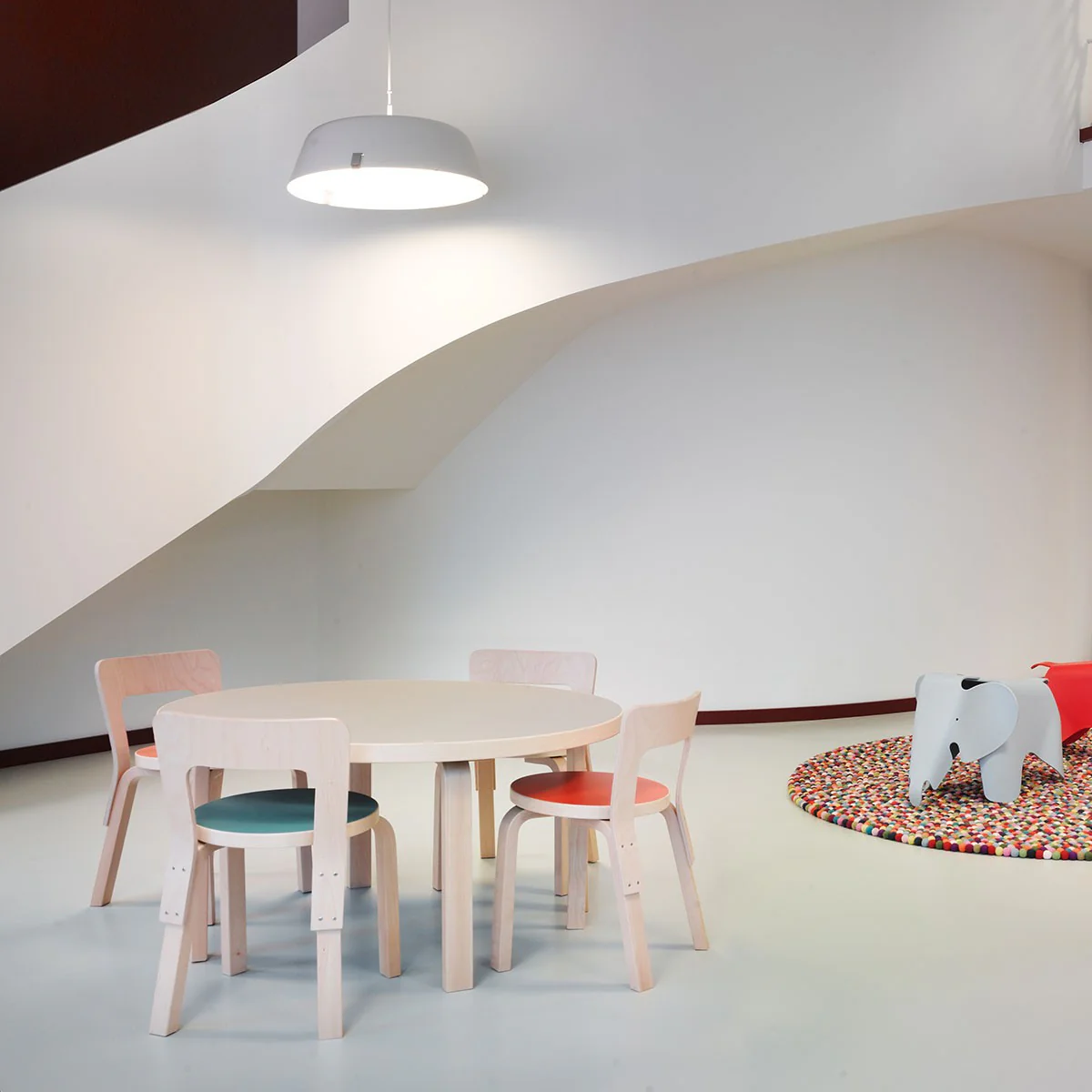 Artek Alvar Aalto 90A - Children's Table - Image 2