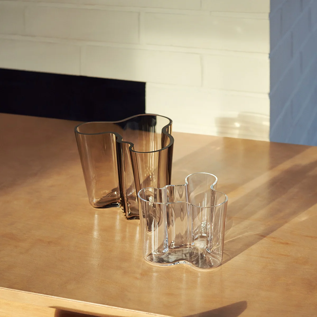 iittala Aalto Clear Vase - 4-3/4" - Image 4