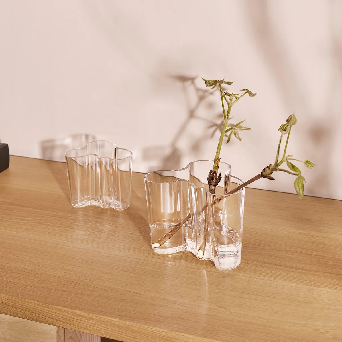 iittala Aalto Clear Vase - 3-3/4" - Image 3