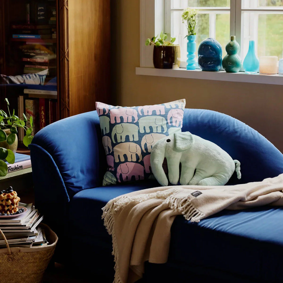 Finlayson Elefantti Mint Plush Pillow - Image 3