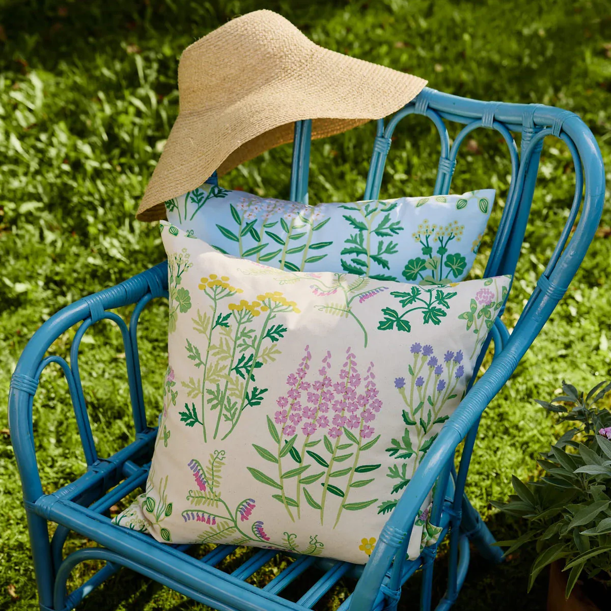 Finlayson Joutomaa Light Blue / Green / Yellow Throw Pillow - Image 3