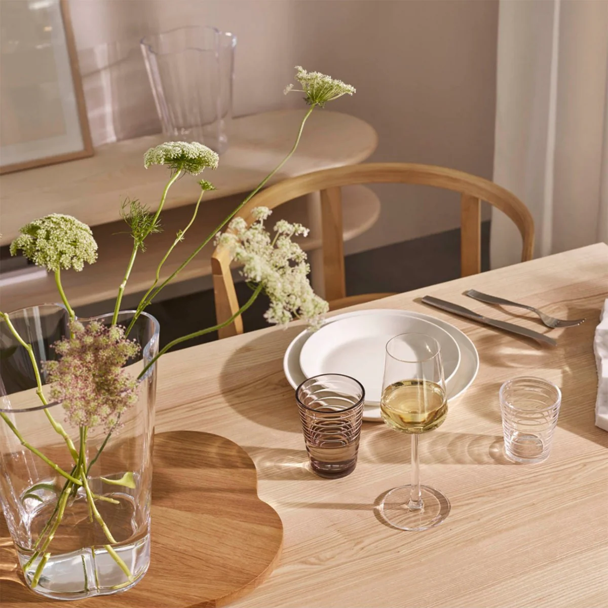 iittala Aalto Clear Vase - 10-1/2" - Image 4
