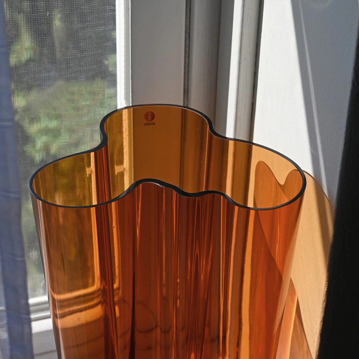 iittala Aalto Copper Vase - 10" - Image 4