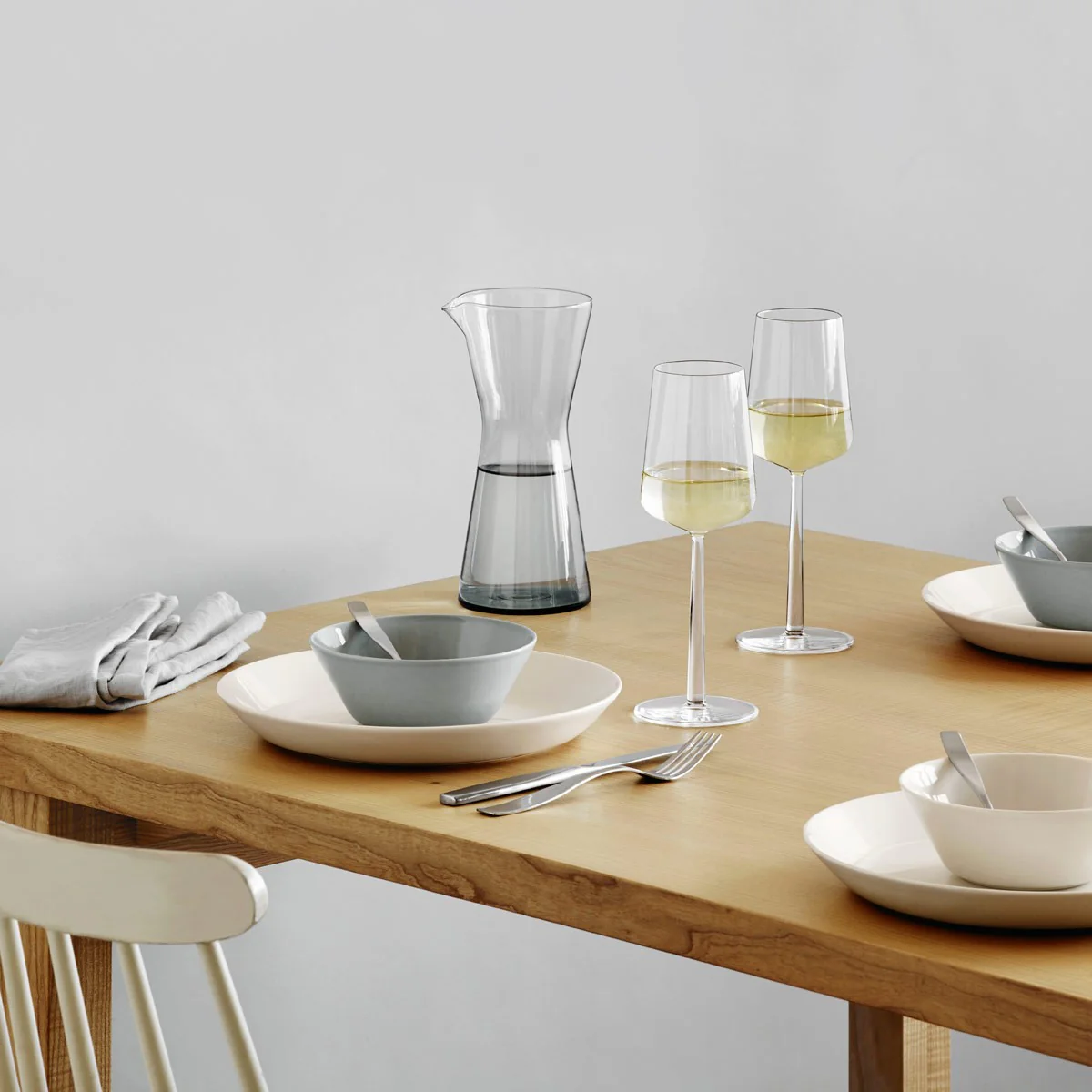 iittala Essence White Wine Glasses (Set of 4) - Image 3