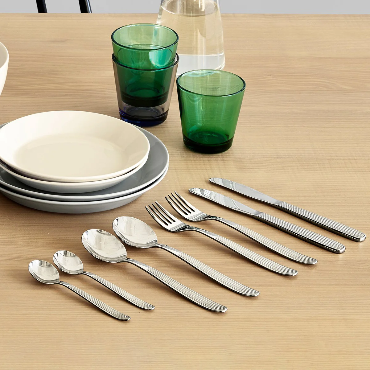 iittala Scandia 5-Piece Place Setting - Image 2