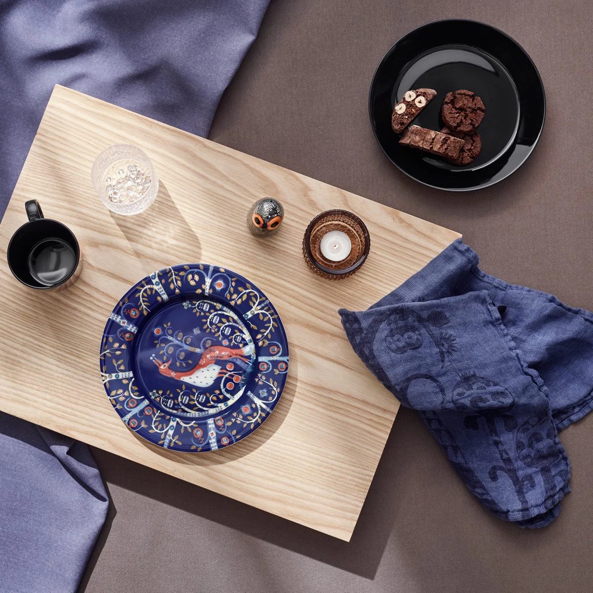 iittala Taika Blue Salad Plate - Image 4