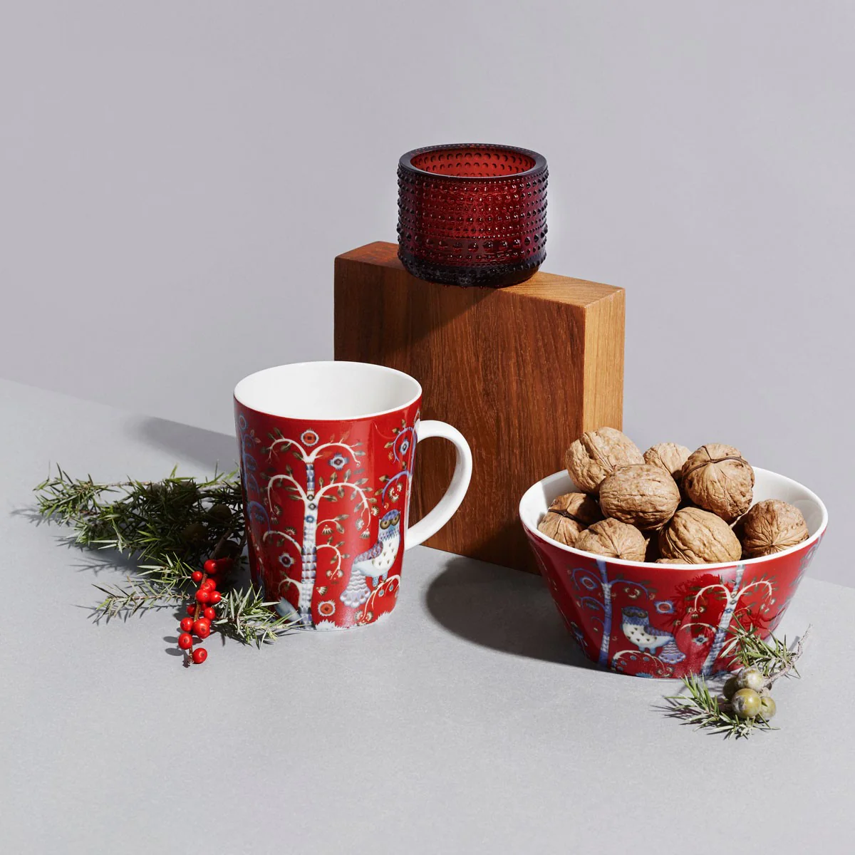 iittala Taika Red Large Mug - 13-1/2 oz - Image 3