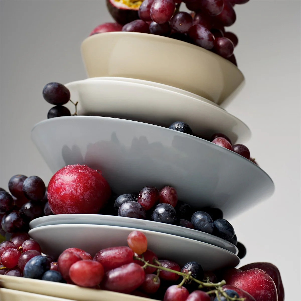 iittala Teema Grey Pasta Bowl - Image 2