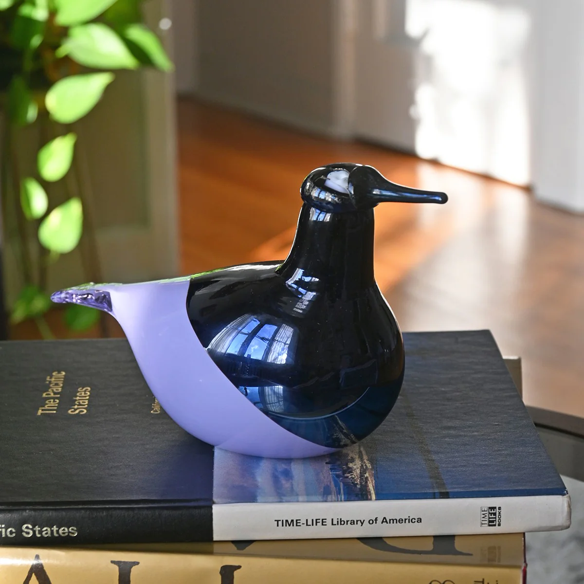 iittala Toikka Lilac Oriol - 2025 Annual Bird - Image 3
