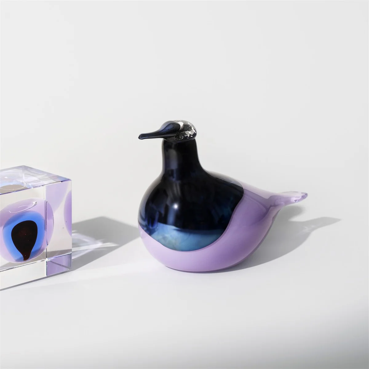 iittala Toikka Lilac Oriol - 2025 Annual Bird - Image 5