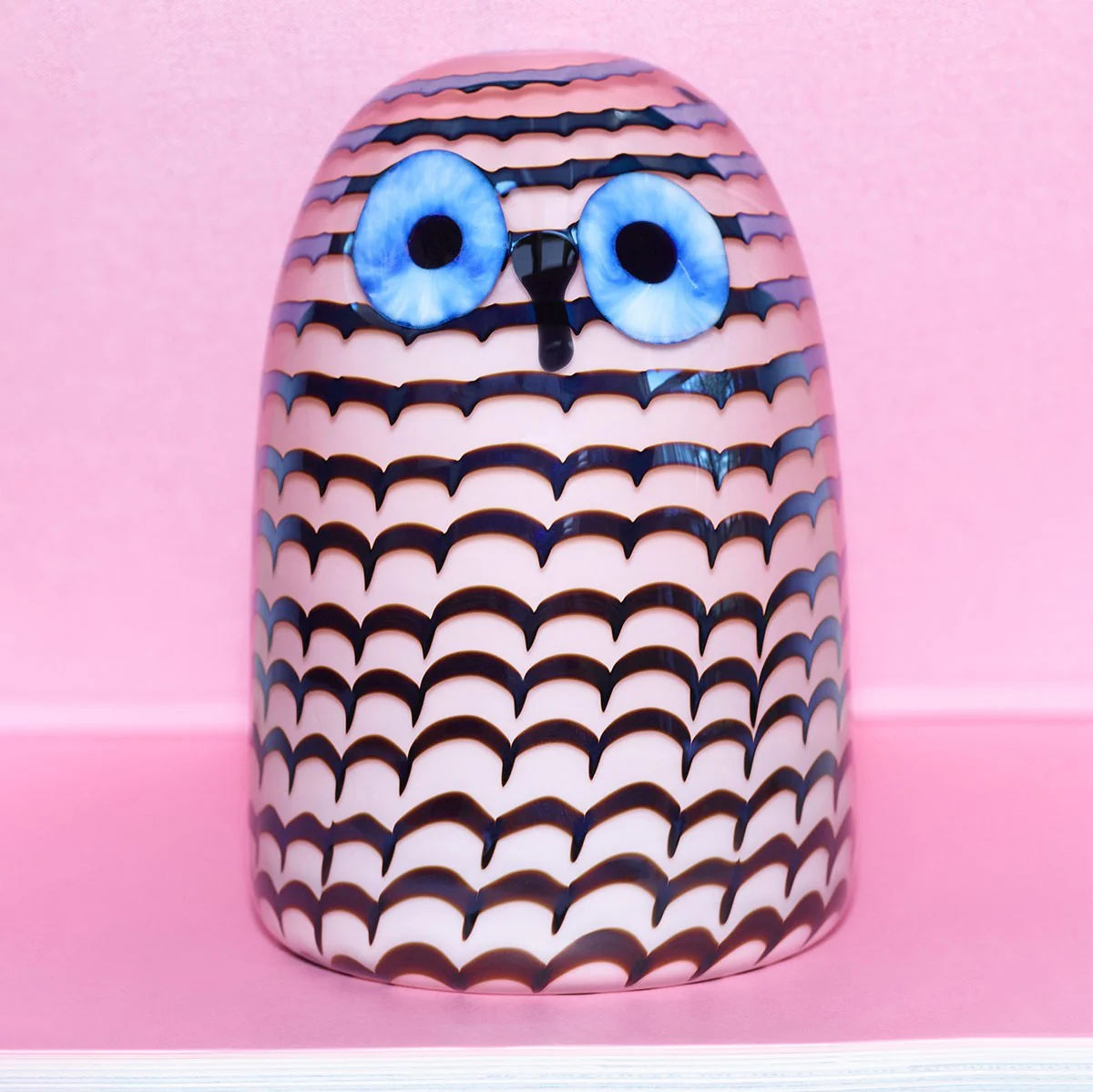 iittala Toikka Salmon Pink / Blue Owlet - Image 3
