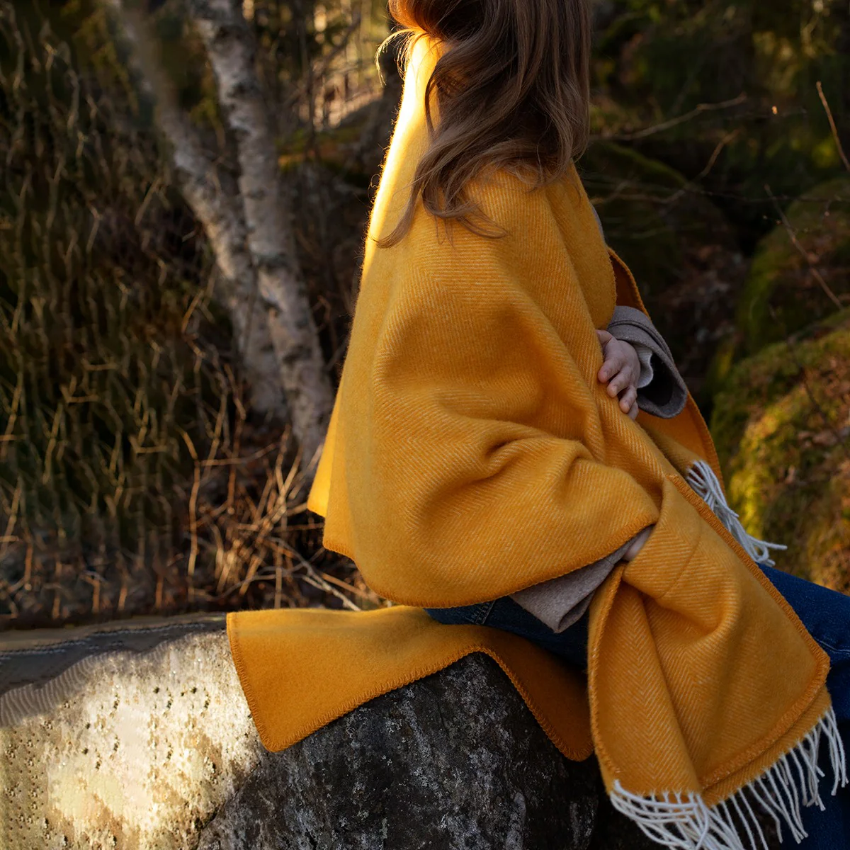 Lapuan Kankurit Arvo Coffee Dyed Orange / White Wool Pocket Shawl - Image 3