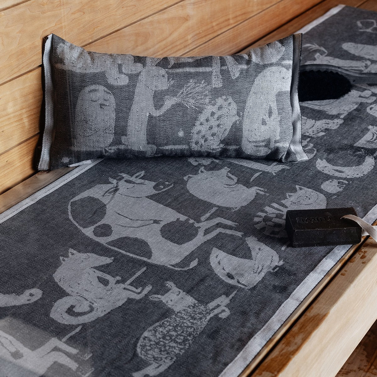 Lapuan Kankurit Elainten Sauna Bench Cover - Image 2