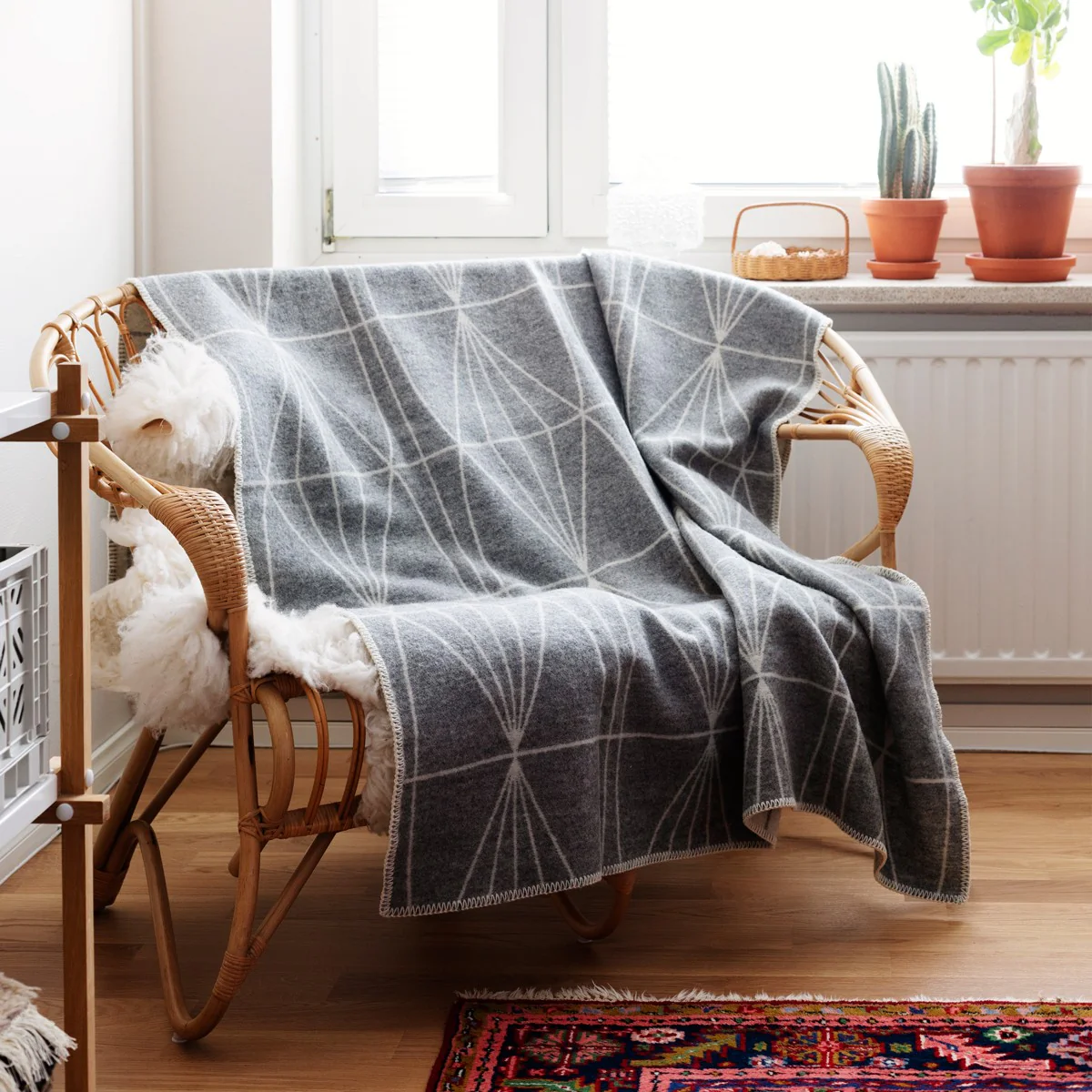 Lapuan Kankurit Kehra Grey Wool Blanket - Image 2