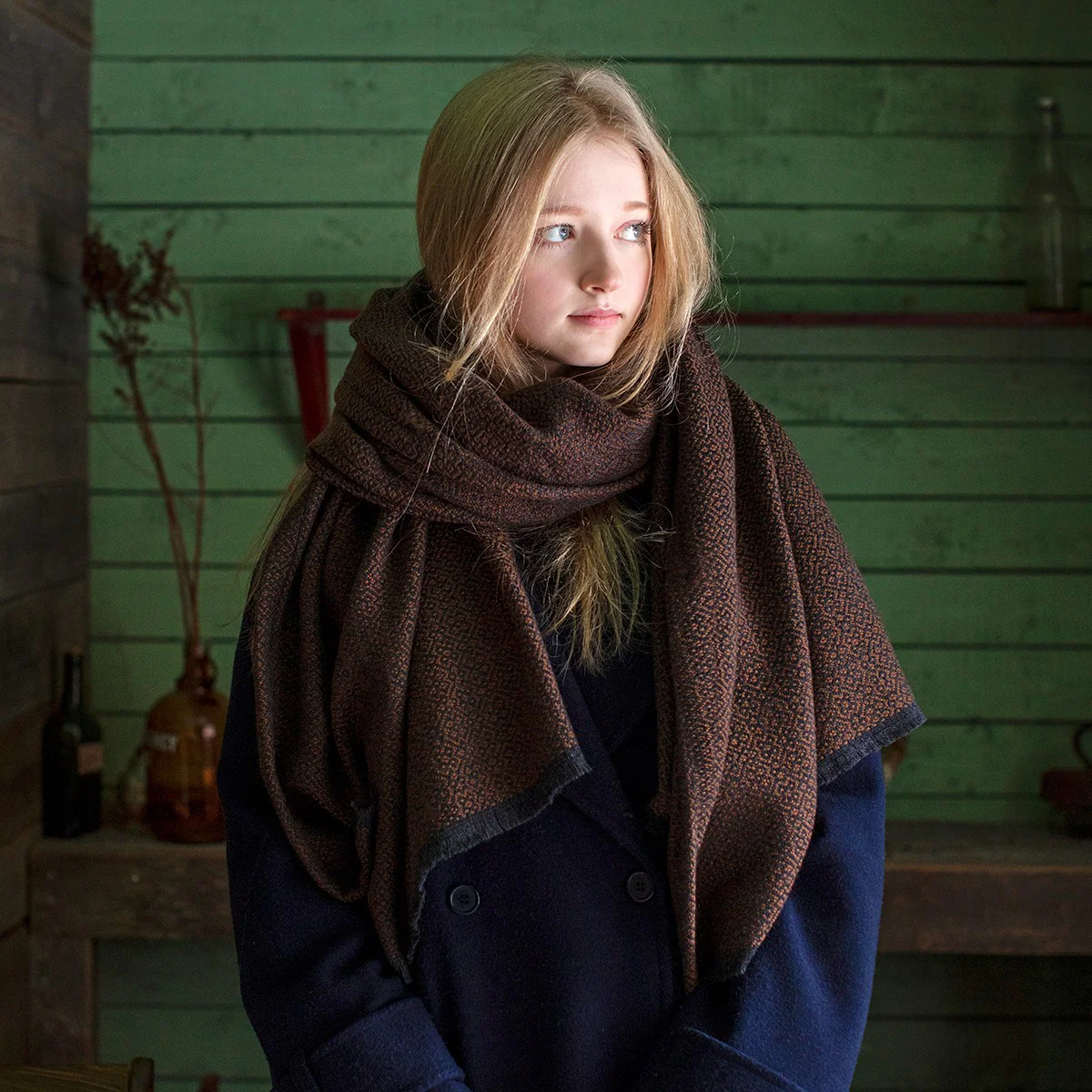 Lapuan Kankurit Koli Brown / Black Scarf - Image 2