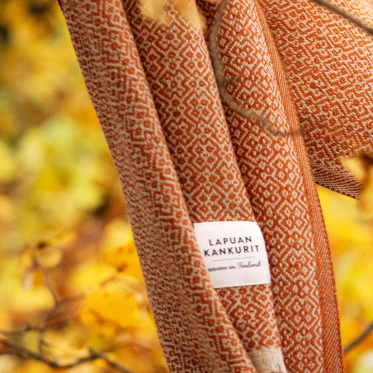 Lapuan Kankurit Koli Cinnamon Scarf - Image 4