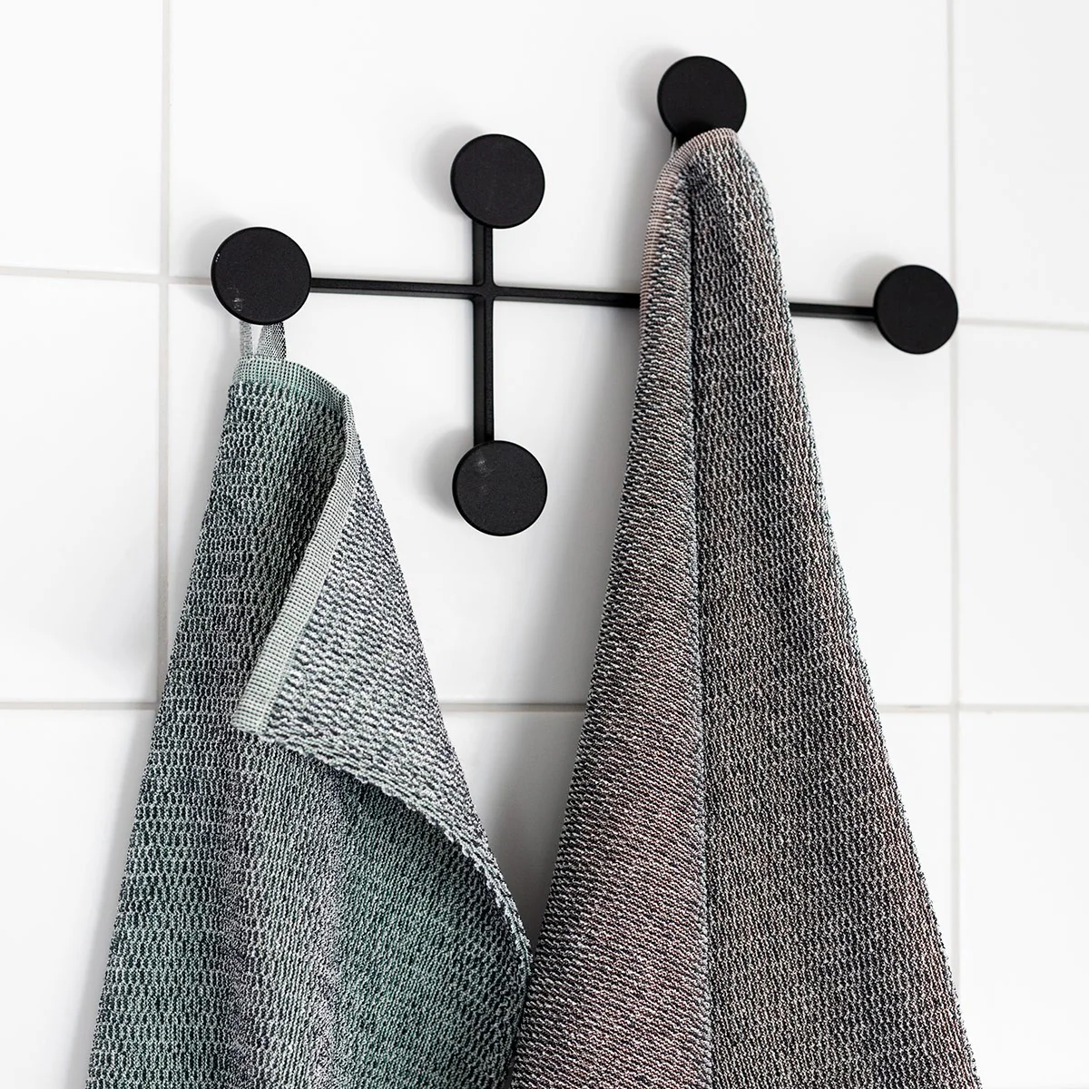 Lapuan Kankurit White / Brown / Black Meri Hand Towel - Image 2