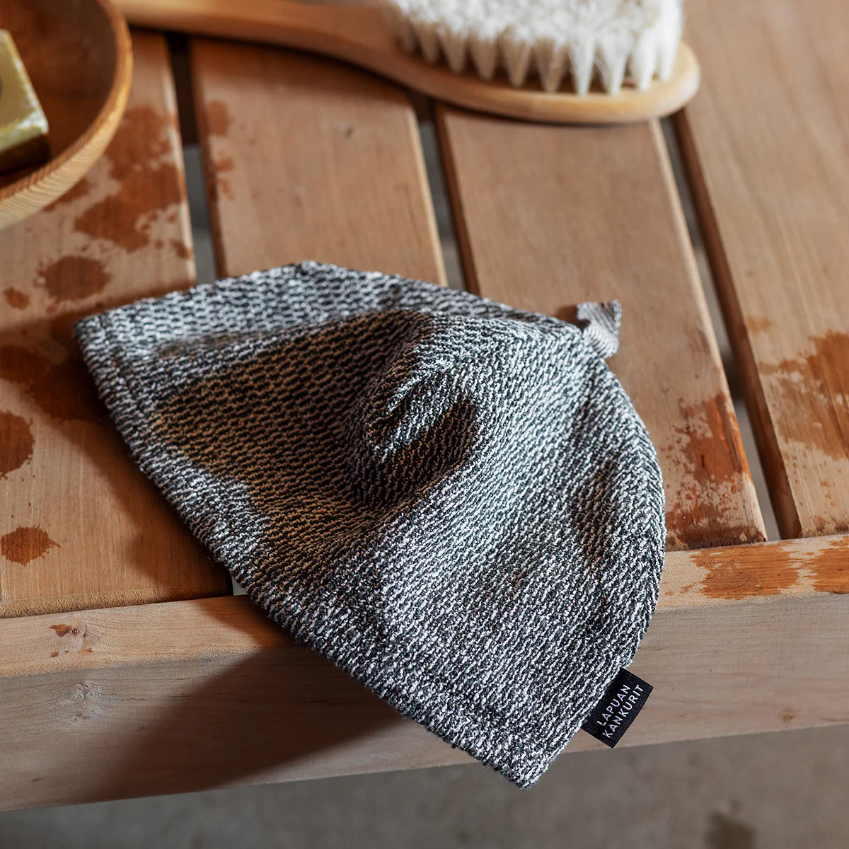 Lapuan Kankurit Meri White / Black Sauna Hat - Image 2