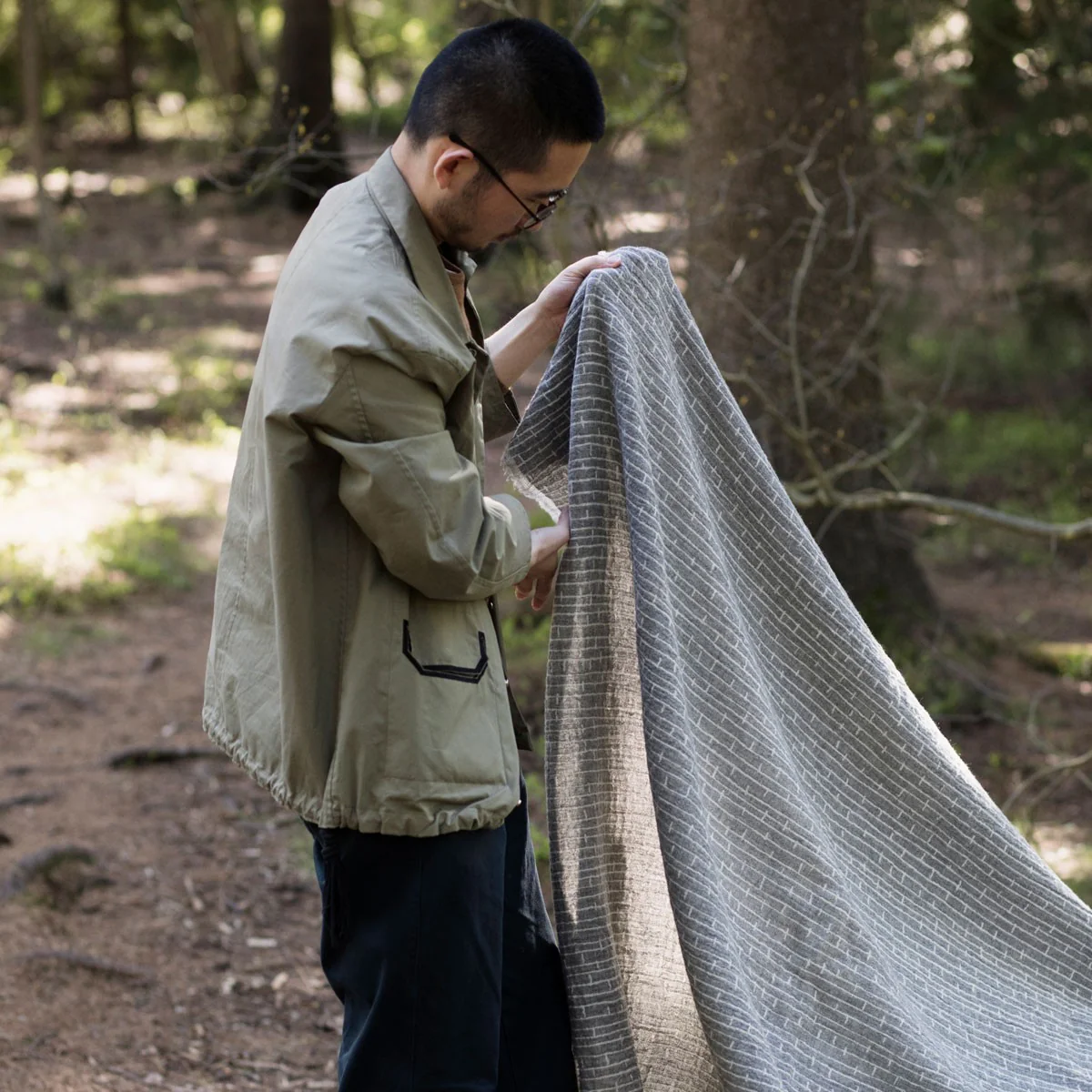 Lapuan Kankurit Metsa Light Grey Blanket - Image 4