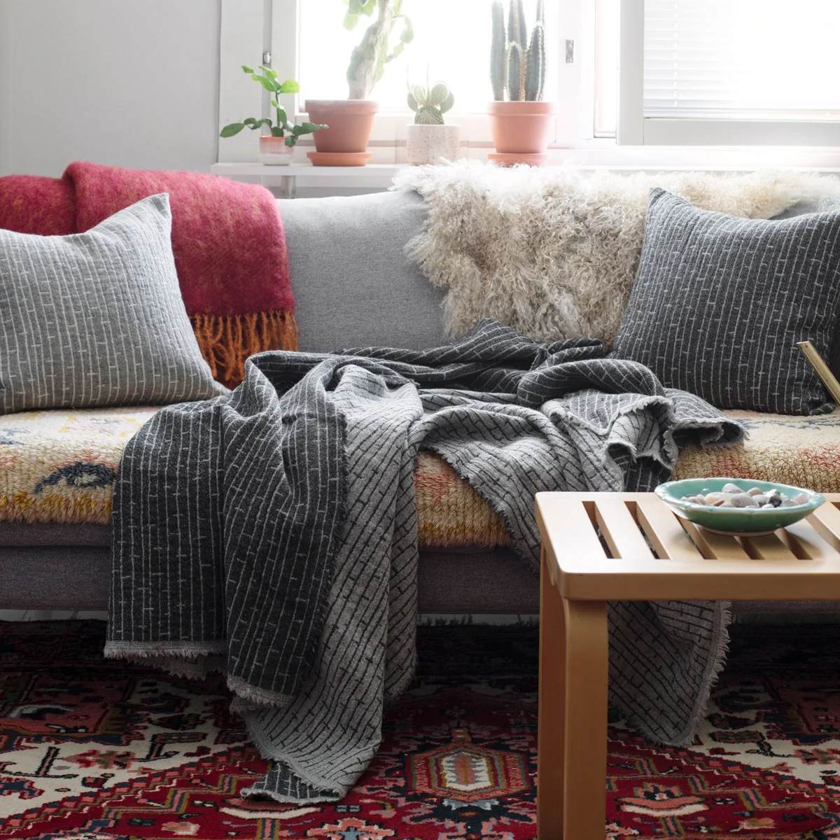 Lapuan Kankurit Metsa Light Grey Blanket - Image 6