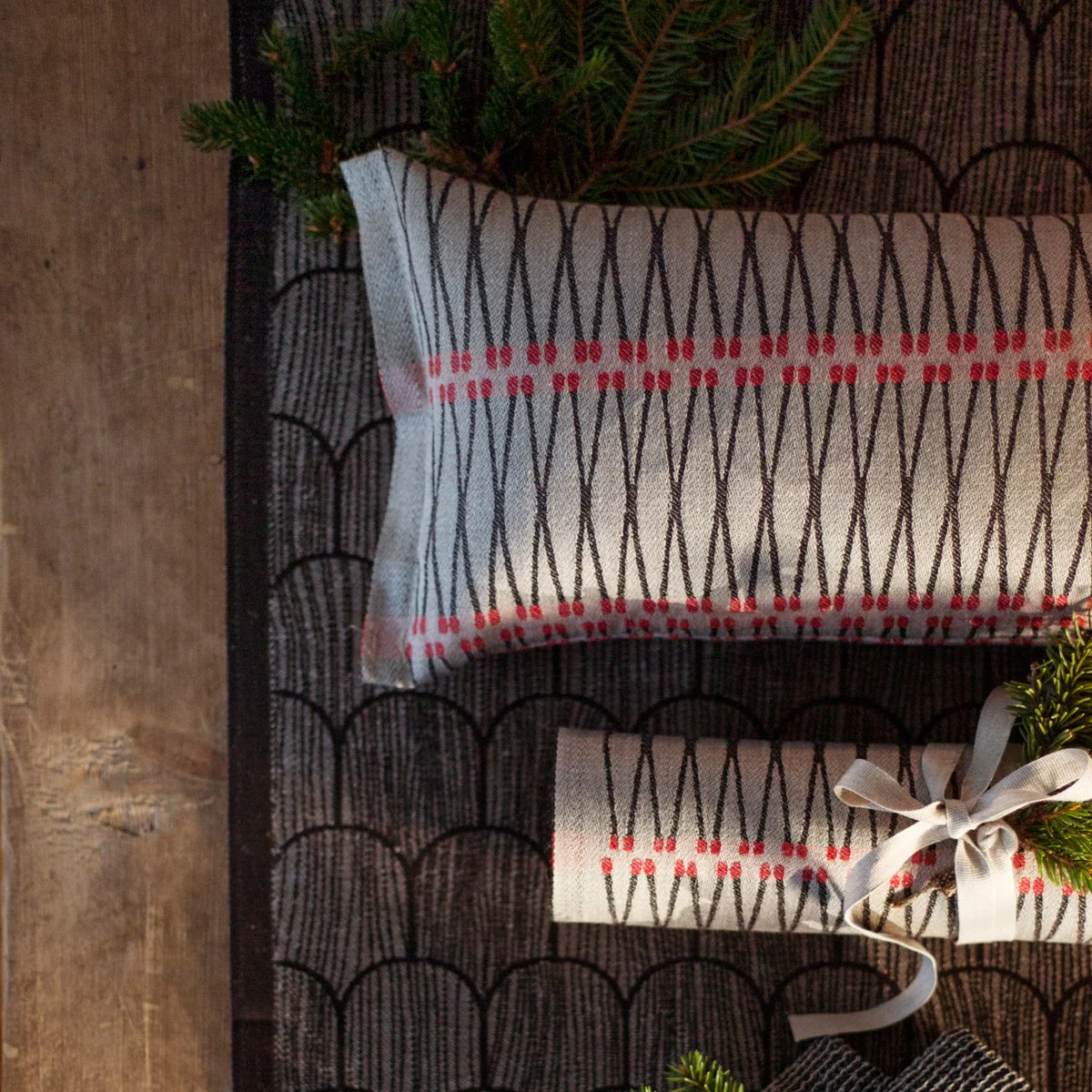 Lapuan Kankurit Paanu Taupe Bench Cover - Image 3