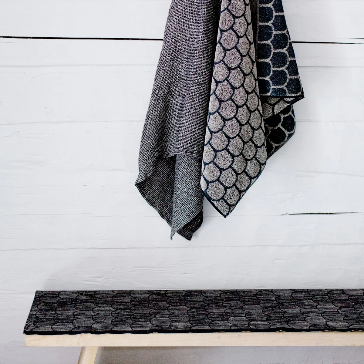 Lapuan Kankurit Paanu Taupe Bench Cover - Image 4