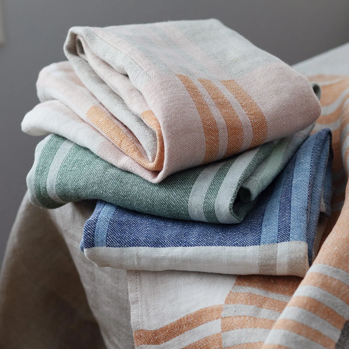Lapuan Kankurit Toffee Rainy Blue Tea Towel - Image 3