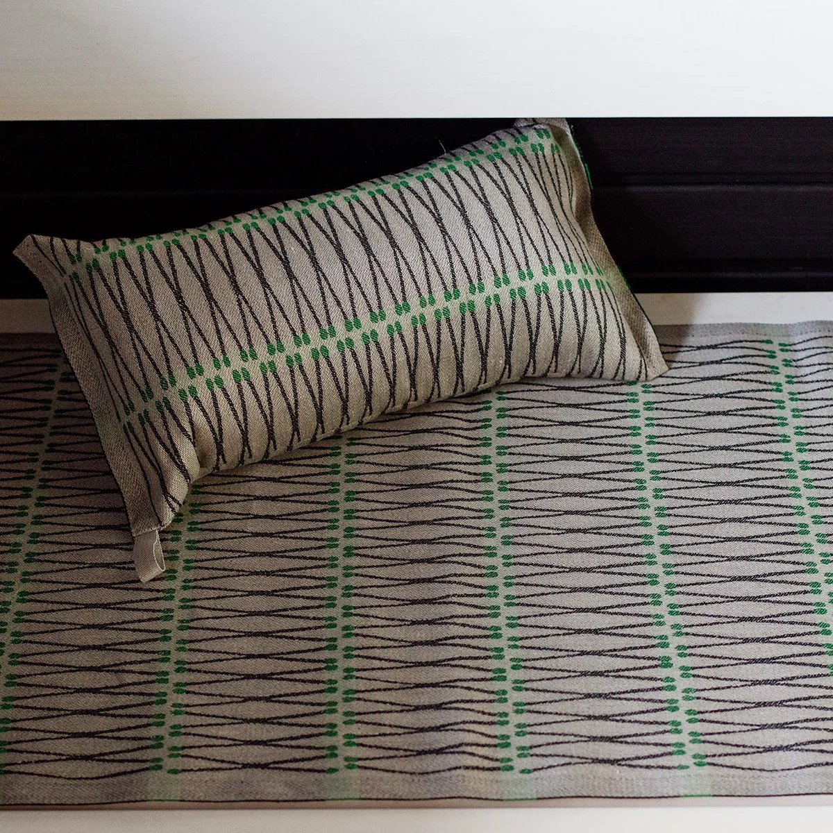 Lapuan Kankurit Tulitikku Taupe / Black / Green Sauna Pillow - Image 4