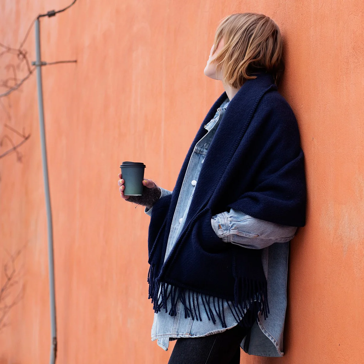 Lapuan Kankurit Uni Midnight Blue Wool Pocket Shawl - Image 2