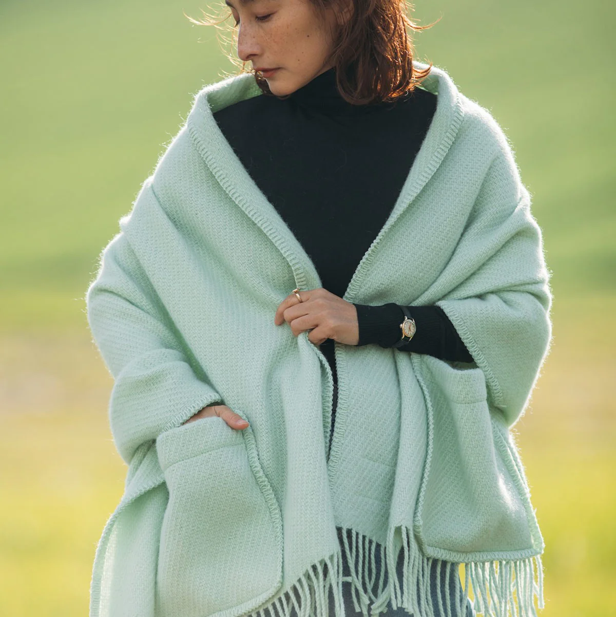 Lapuan Kankurit Uni Mint Green Wool Pocket Shawl - Image 3