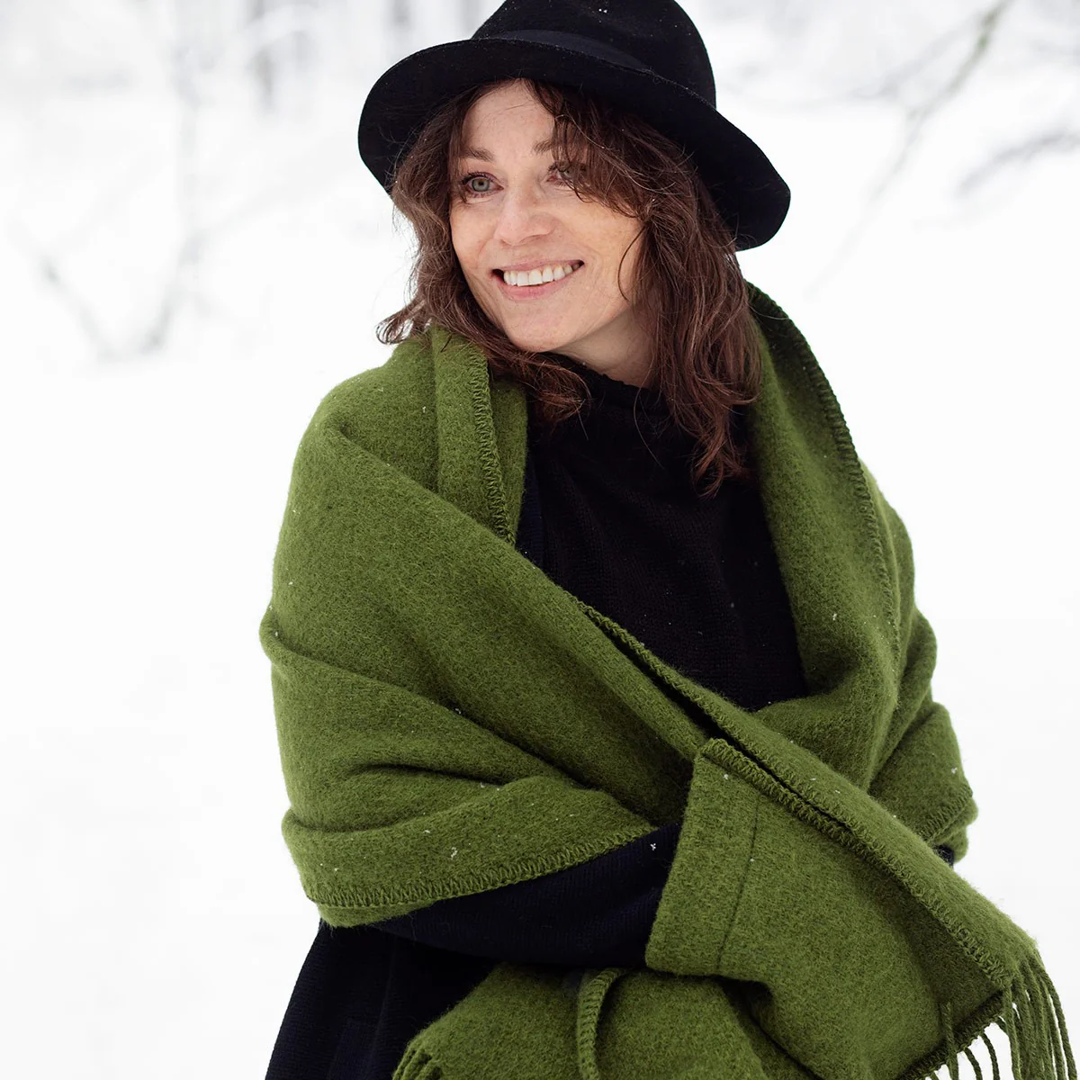 Lapuan Kankurit Uni Olive Wool Pocket Shawl - Image 2