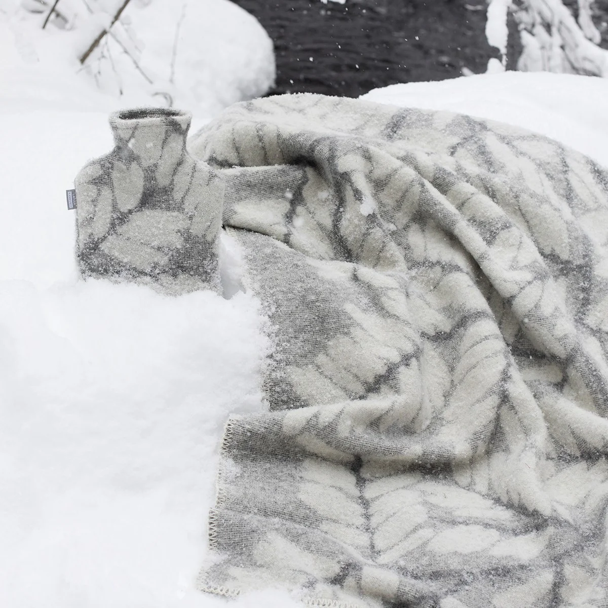 Lapuan Kankurit Verso Grey / White Blanket - Image 3