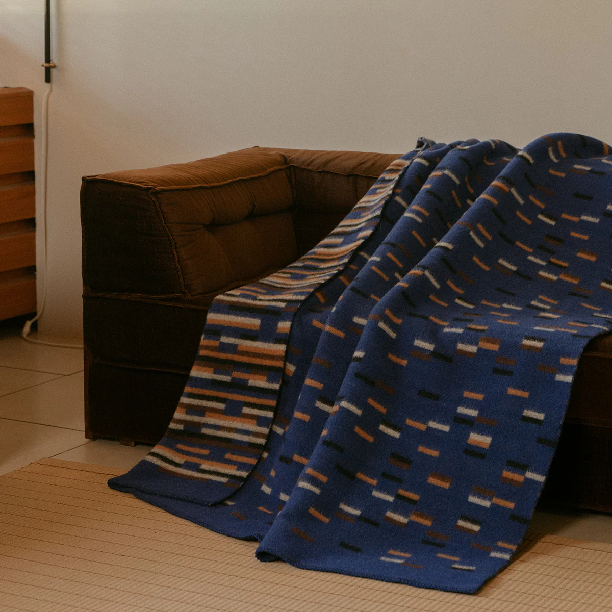 Lapuan Kankurit Yllatys Dark Blue / Brown / Cinnamon Wool Throw Blanket - Image 3