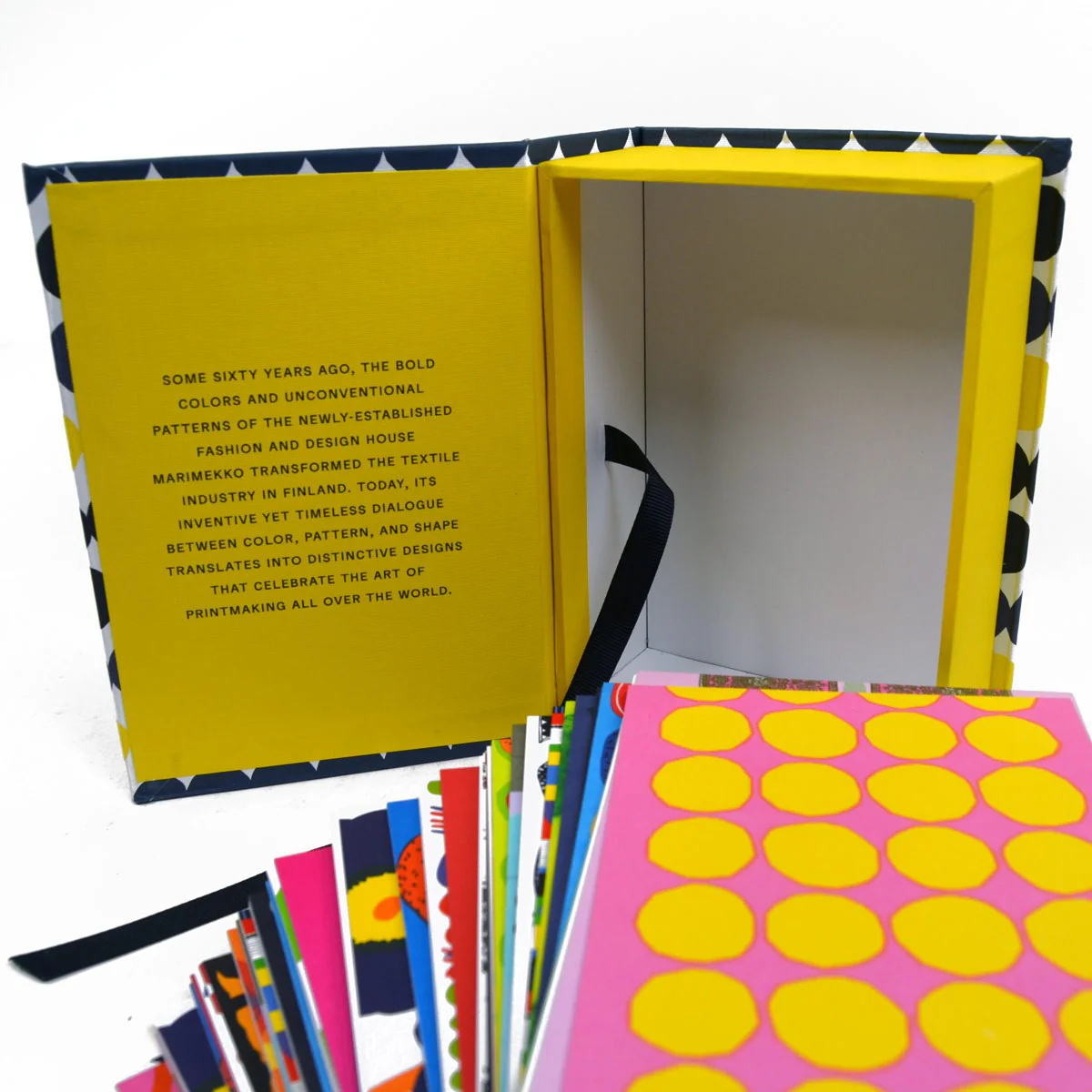 Marimekko Notecards / Postcards (Set of 100) - Image 2