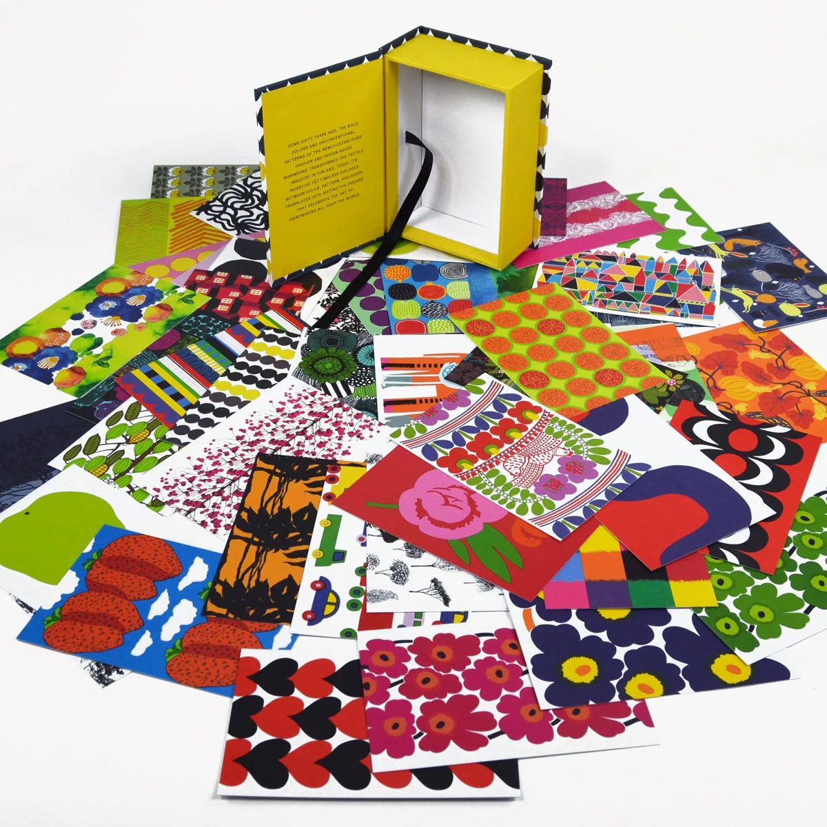 Marimekko Notecards / Postcards (Set of 100) - Image 3